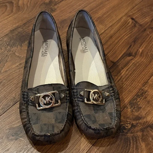 Michael Kors Checkered Brown Loafers - Picture 1 of 12